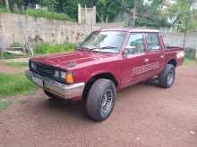 Nissan Double Cab 1987 Pickup