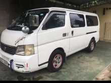 Nissan E25 2000 Van