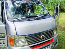 Nissan E25 2007 Van