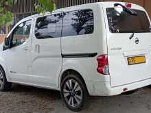 Nissan E NV200 2014 Van