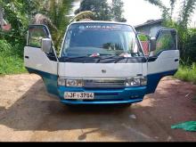 Nissan E24 1999 Van