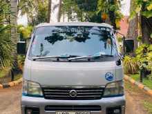 Nissan E25 2001 Van
