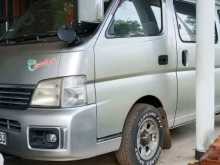 Nissan E25 2003 Van