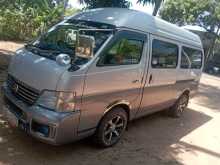 Nissan E25 2004 Van