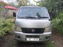 Nissan E25 2006 Van