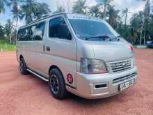 Nissan E25 2008 Van