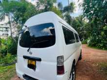 Nissan E25 2009 Van