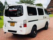 Nissan E25 2012 Van