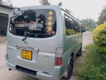 Nissan E25 2001 Van