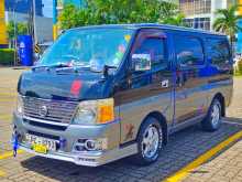 Nissan E25 Super GLX 2007 Van