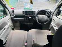 https://riyasewana.com/uploads/nissan-every-89502422352.jpg