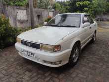 Nissan FB13 Doctor Sunny 1992 Car