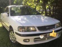 Nissan FB15 2000 Car