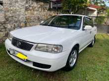 Nissan FB15 2000 Car