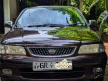 Nissan FB15 Ex Saloon 2000 Car