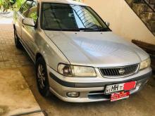 Nissan FB15 2000 Car