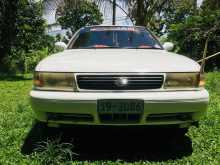 Nissan FB13 Doctor Sunny 1992 Car