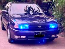 Nissan FB13 Doctor Sunny 1992 Car
