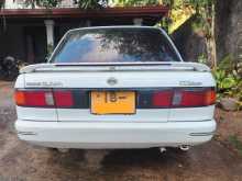 Nissan FB13 Doctor Sunny 1990 Car