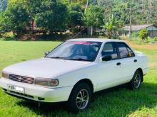 Nissan FB13 Doctor Sunny 1992 Car