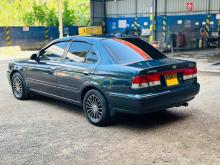 Nissan FB15 2000 Car