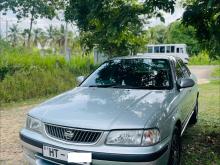 Nissan FB15 2000 Car