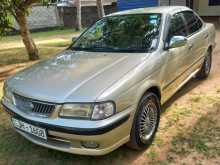 Nissan FB15 2001 Van