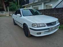 Nissan FB15 2000 Car