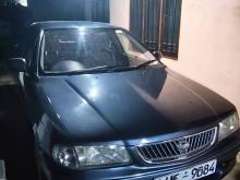 Nissan FB15 2000 Car