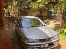 Nissan FB15 2000 Car