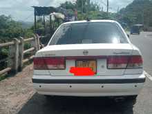 Nissan FB15 Splend 2000 Car