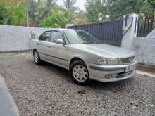 Nissan FB15 Ex Saloon 2001 Car