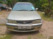 Nissan FB15 EX Saloon 2001 Car