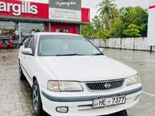 Nissan FB15 2000 Car
