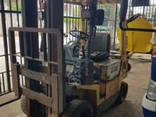 Nissan Fork Lift 2010 Heavy-Duty