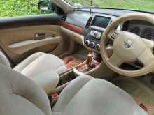 Nissan G 11 2008 Car