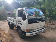 Nissan G2H42 1992 Lorry