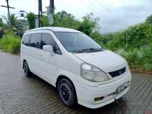 Nissan Serena 2004 Van