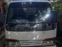 Nissan Isuzu 2003 Lorry