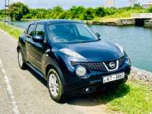 Nissan Juke 2010 SUV
