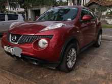 Nissan Juke 2010 SUV