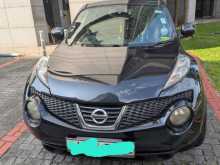 Nissan Juke 2011 SUV
