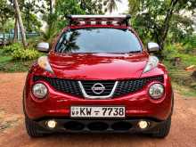 Nissan Juke 2012 SUV
