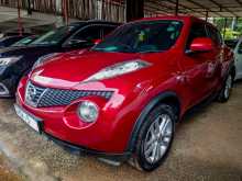 Nissan Juke 2013 SUV