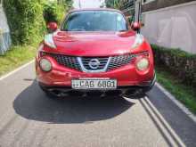 Nissan JUKE 2010 SUV