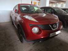 Nissan Juke 2012 SUV