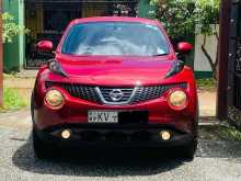 Nissan Juke 2012 SUV