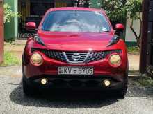 Nissan Juke 2012 SUV