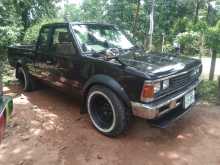 https://riyasewana.com/uploads/nissan-king-cab-1983-139380412122.jpg