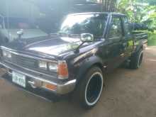 https://riyasewana.com/uploads/nissan-king-cab-1983-511291612422.jpg